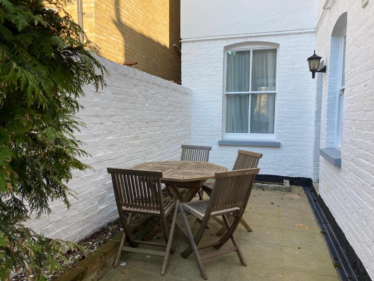 Number 29, Westgate-On-Sea Villa ภายนอก รูปภาพ