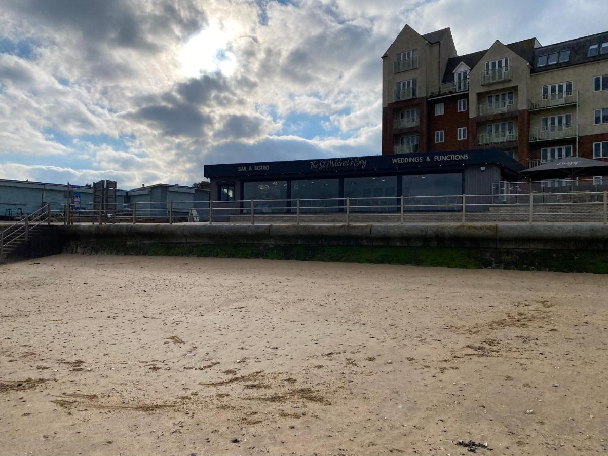 Number 29, Westgate-On-Sea Villa ภายนอก รูปภาพ