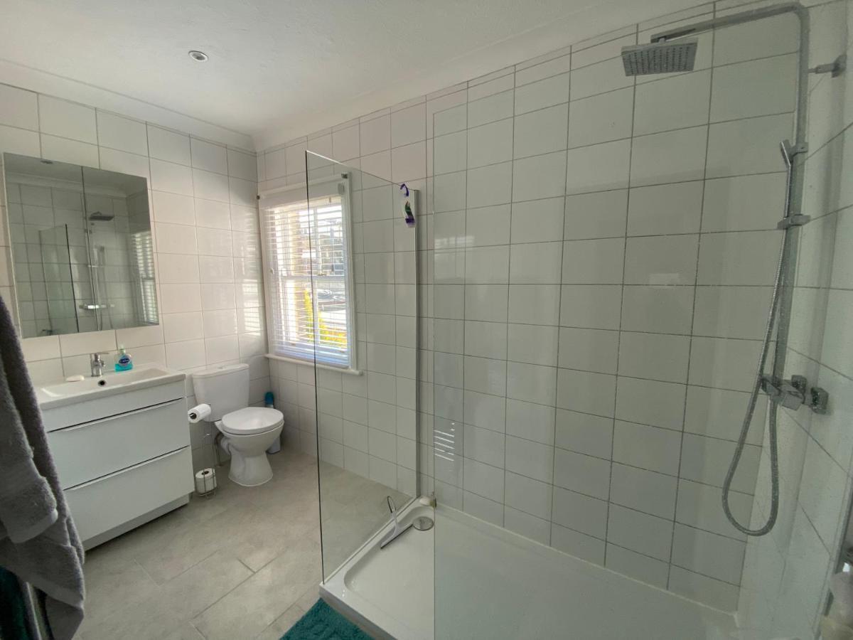 Number 29, Westgate-On-Sea Villa ภายนอก รูปภาพ