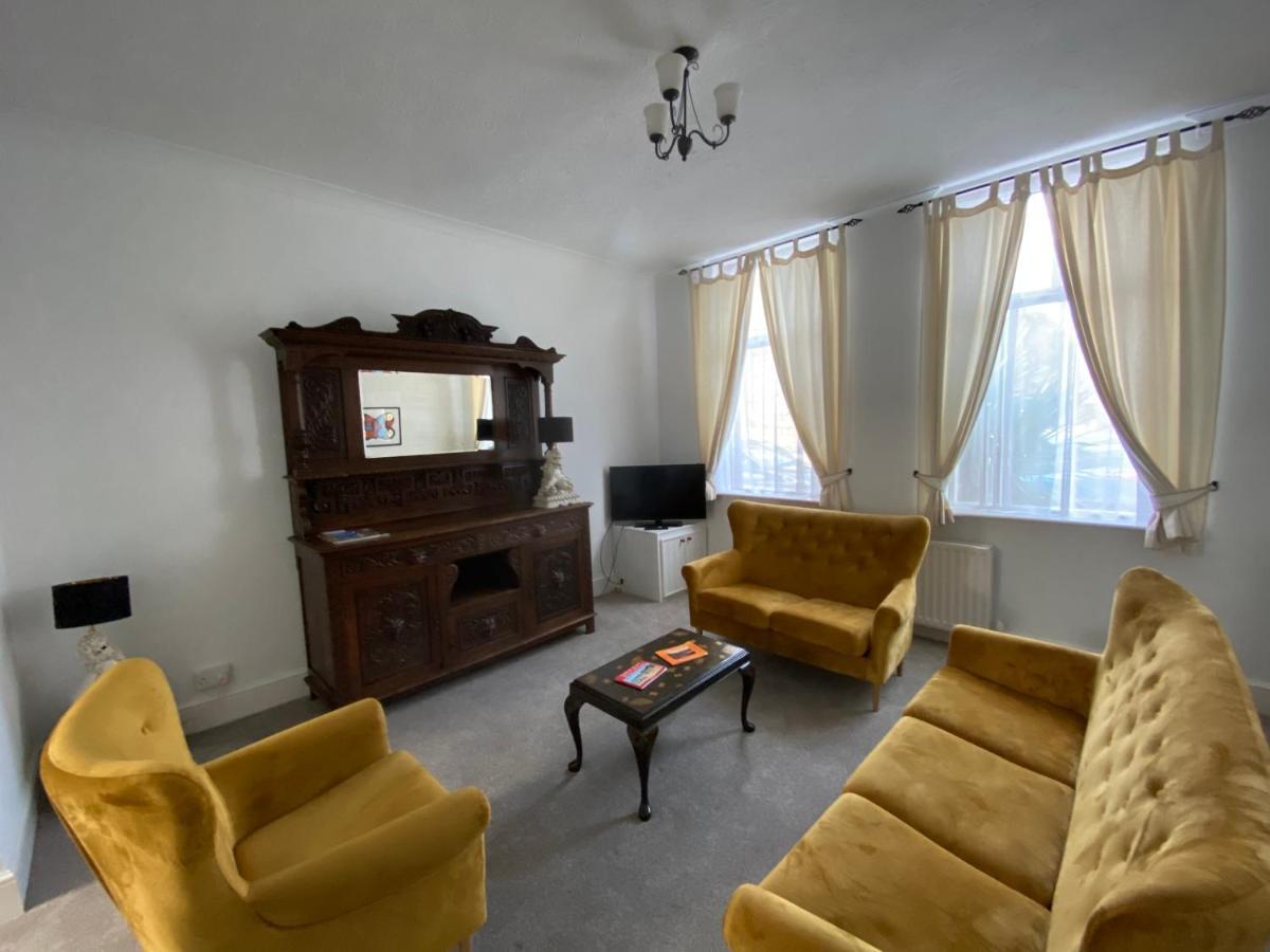 Number 29, Westgate-On-Sea Villa ภายนอก รูปภาพ